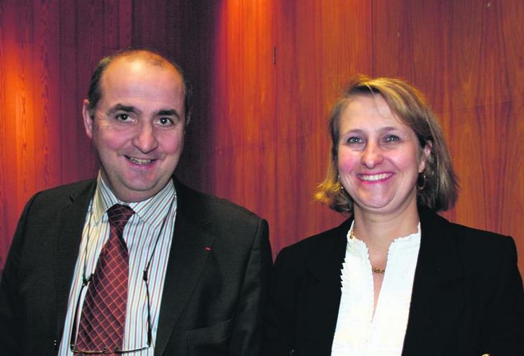 Jean-Luc Poulain, président du Salon International de l’Agriculture et Béatrice Collet, directrice : « Le salon de l’agriculture reste le lieu d’excellence pour la découverte des produits de nos terroirs… ».