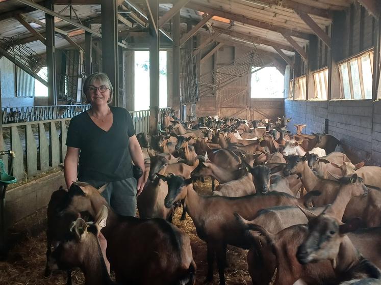 Denise Malaqui, associée du Gaec du Belvédère et responsable de l'atelier caprin.