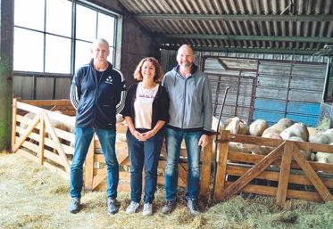 jean-François Portalier et les associés du Gaec de la Fontaine du Loup à Séneujols.