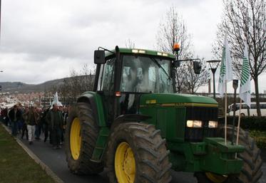 En Auvergne, le rassemblement se fera en tracteurs, qui convergeront tous vers la place de Jaude, en fin de matinée.