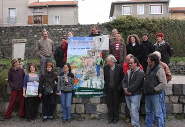Les agriculteurs de Haute-Loire, tous secteurs confondus, qui participent à l’édition 2012 se sont retrouvés au Monastier vendredi 13 avril pour une conférence de presse commune.