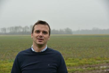 Valentin Caron, 34 ans, est agriculteur à Sandillon.