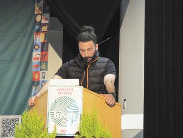 Dorian Sagot, président des JA du Loiret, s’est exprimé lors du huis-clos. Il est revenu sur les manifestations de 2024 et les élections Chambre. Il précise que la victoire vient de la détermination, de l’engagement et de la cohésion de l’alliance FNSEA/JA et « félicite cette entente, unie et soudée, qui a de beaux jours devant elle ». Et de poursuivre : « Les défis sont nombreux, le renouvellement des générations en fait partie, il est urgent d’assurer la relève. Il faut f...