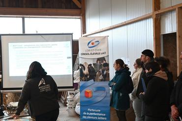 Jennifer Clergeau, conseillère caprine au sein de la Chambre a présenté les chiffres techniques 2025 des adhérents caprins au sein du Conseil élevage lait de Loir-et-Cher. 