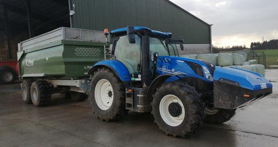 Le passage au banc d’essai d’un des six tracteurs T6.180 Methane Power a permis de valider que les puissances et les couples mesurés à la prise de force sont conformes aux données annoncées par New Holland.