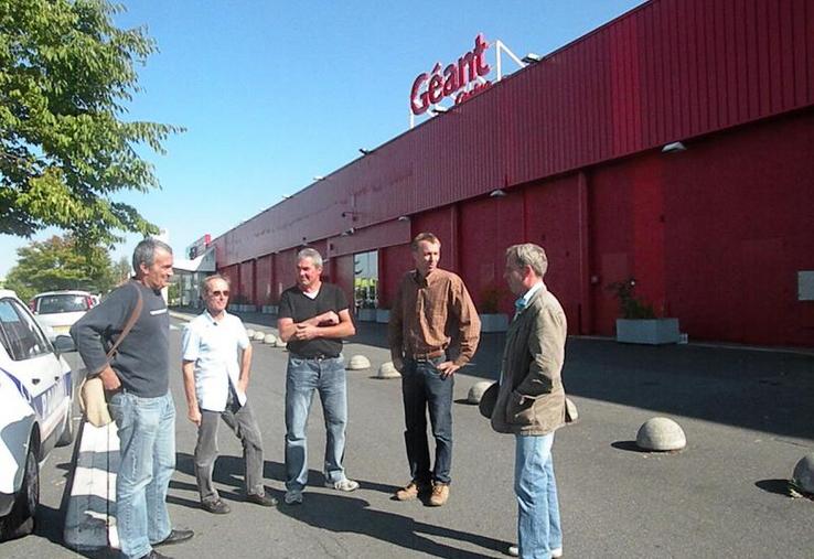 La délégation du Loiret menée par Bruno Verkest à gauche de l’image.