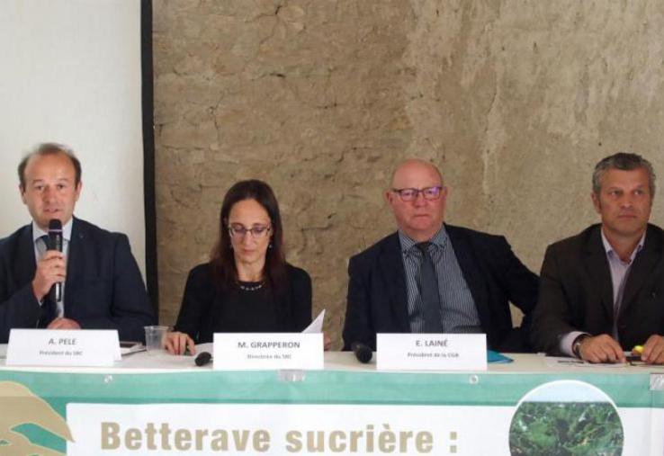 Alexandre Pelé, Milène Grapperon, directrice de la CGB Centre Val de Loire, Éric Lainé et Olivier Duguet.