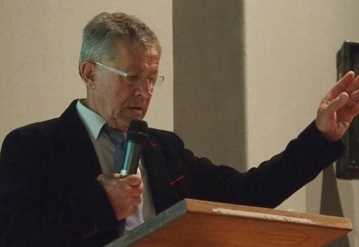 L’auditorium de Dampierre-en-Burly était copieusement garni : le dynamisme syndical transcende les générations !