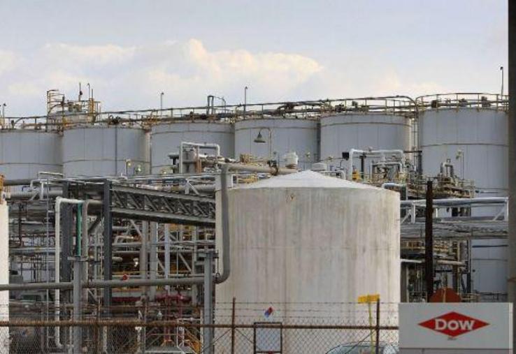 Une unité de production de Dow Chemical à Torrance en Californie, en décembre 2008