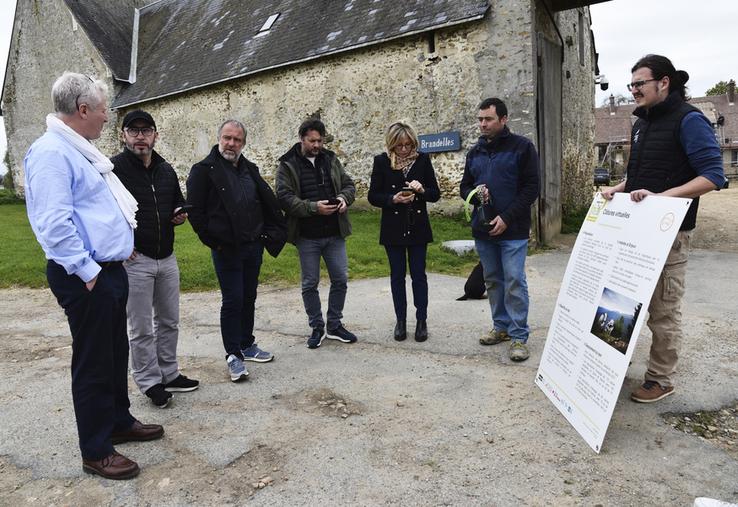 Mercredi 26 avril, à Saint-Martin-de-Bréthencourt (Yvelines). La chambre d’Agriculture de région Île-de-France a reçu une délégation des chambres d'Agriculture de Haute-Corse et de Corse-du-Sud.