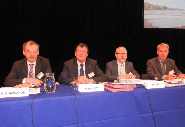 Cette séance plénière avait lieu le jeudi 2 octobre à Orléans. Prochaine étape : la consultation publique.