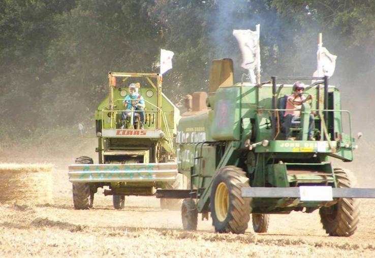 Matériel de collection et moisson d'antan à découvrir avec l'association «Ferm'Hier Tracteur D'Antan».