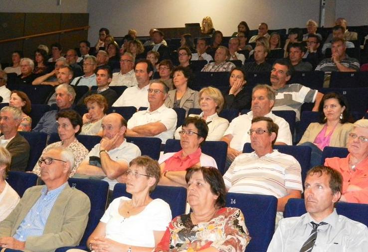La conférence a passionné l’auditoire.