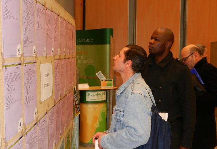 La SARL Oignons Saveurs recrute la moitié de ses saisonniers via ce forum.