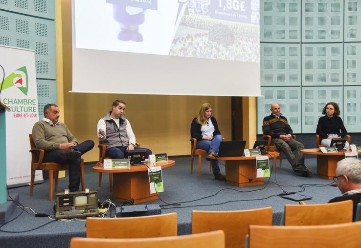 Lundi 4 décembre, à Chartres. Témoignages et conseils d'experts ont éclairé sur l'agriculture de précision aux Universités du soir.