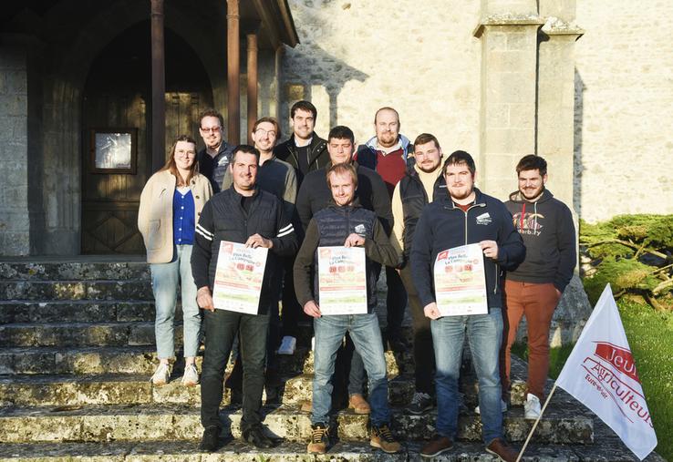 Mardi 9 avril, à Pré-Saint-Évroult. Autour du président du canton JA de Bonneval, Théo Sadorge-Hardy (1er rang au c.), et de celui de JA 28, Sylvain Marcuard (à d.), les réunions se succèdent pour préparer Plus belle la campagne.