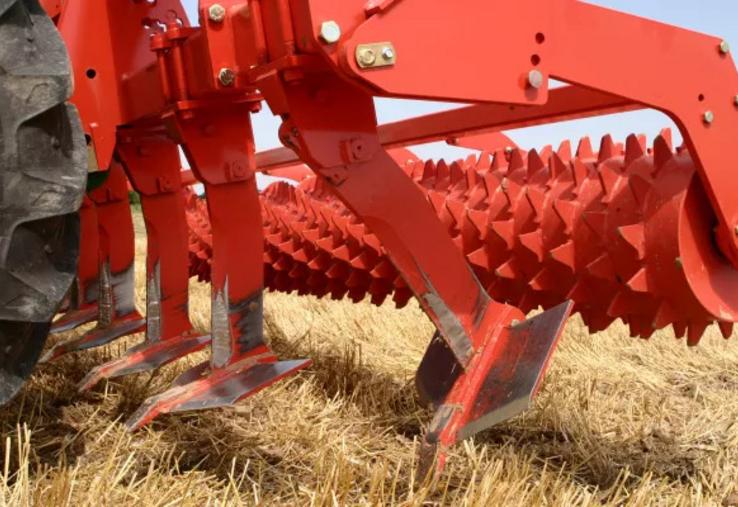 Kuhn propose sa gamme DC pour « ameublir le sol en profondeur par un phénomène de fissuration ».