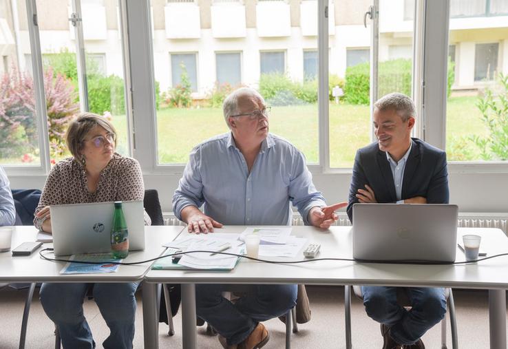 Le 17 juin, à Chartres. Pascal Laya (au c.) a présidé sa première assemblée générale d'Aidagri aux côtés de Karine Hardy et de Pierre Savy.