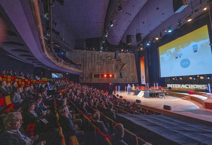 Vendredi 10 janvier, à Paris. Le studio 104 de la Maison de la Radio a servi de cadre à la réunion d'information de Sénalia.