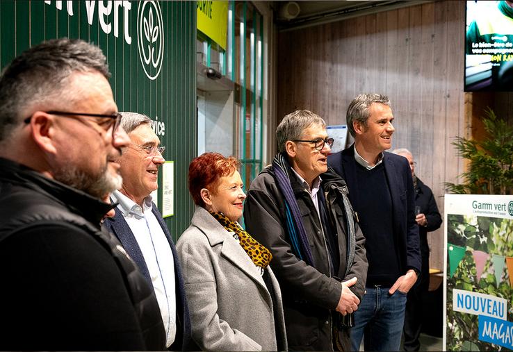Vendredi 28 février, à Lèves. Le nouveau Gamm Vert a été inauguré en présence du président de la CCI, Bruno Rocquain (2e à d.), aux côtés des responsables de la Scael, Sébastien Da Costa, Éric Brault et Jean-Sébastien Loyer (de g. à d.).