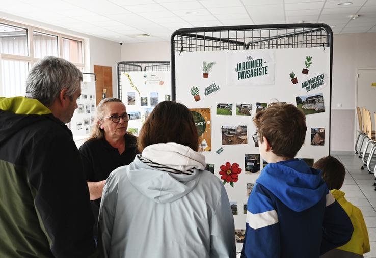 Samedi 22 mars, à Saint-Firmin-des-Prés. Les visites de la MFR du Vendômois se sont succédé toute la journée.