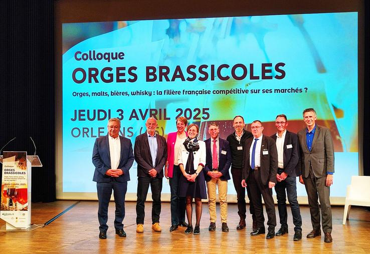 De gauche à droite, Éric Thirouin, président de l'AGPB, François Jacques, secrétaire général d'Arvalis, Magali Filhue, déléguée générale de Brasseurs de France, Mélanie Franche, ingénieure chez Arvalis et animatrice de la filière Orges brassicoles, Philippe Dubief, président de la filière orges brassicoles pour Arvalis et l'AGPB, Jérôme Fabre, directeur de la région Est d'Arvalis, Benoît Piétrement, président d'Intercéréales, Jean-Philippe Jélu, président de Malteurs de France ...