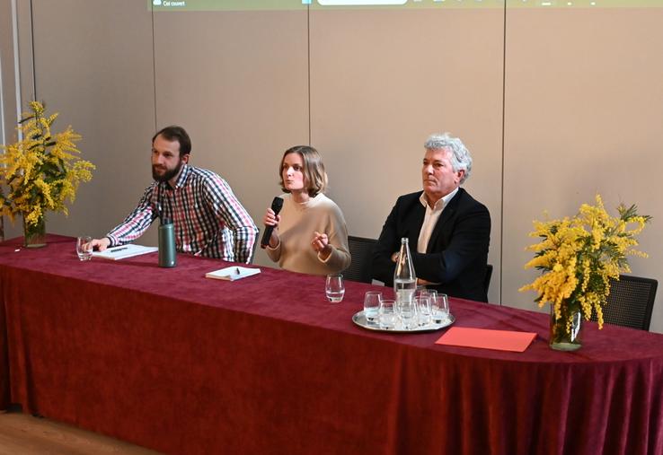 Lundi 10 mars, à Blois. Lors de l'assemblée générale de l'Umih 41, Flora Marchand, chargée de promotion de Bleu-blanc-cœur, a expliqué l'intérêt de ce label pour les éleveurs et les consommateurs. 