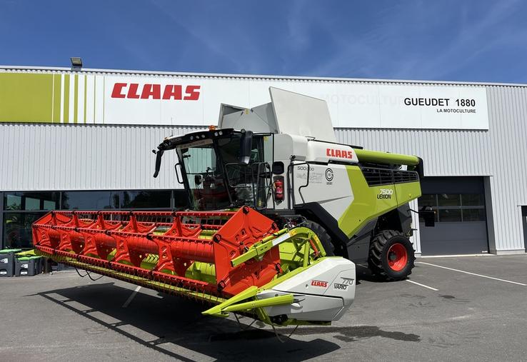 La moissonneuse-batteuse Claas Lexion 7500 représente la vente phare de la concession Claas à Ocquerre (Seine-et-Marne).