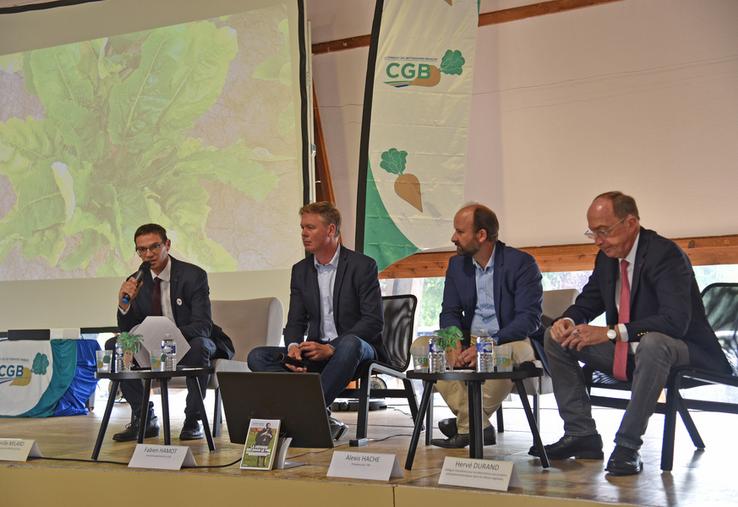 Grandpuits-Bailly-Carrois, mercredi 3 septembre. Une table ronde s'est tenue en seconde partie de l'assemblée générale de la CGB Île-de-France. De g. à d. : Cyrille Milard, Fabien Hamot, Alexis Hache et Hervé Durand.