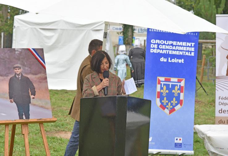 Samedi 13 septembre, à Sully-sur-Loire. La préfète du Loiret a rappelé la nécessité d’intensifier les prélèvements de gibier et d’appliquer la loi sur l’engrillagement, tout en alertant sur le risque incendie.