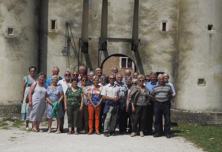 Lors de la journée de convivialité organisée par la section des anciens exploitants en juin dernier, les participants avaient visité la roseraie André Eve et le château de Chamerolles.