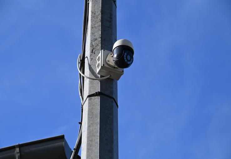 Caméra de vidéosurveillance dans une exploitation agricole.