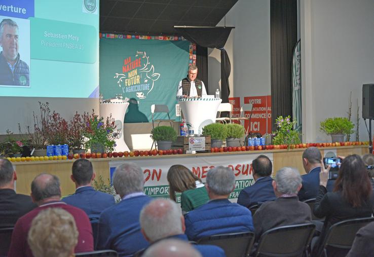 Jeudi 5 mars, à Bellegarde. L’assemblée générale de la FNSEA du Loiret, présidée par Sébastien Méry, a réuni des agriculteurs de tout le département.