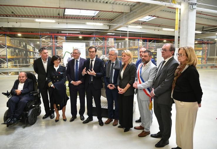 Vendredi 27 mars, à Saran. Le ministre du Travail et des Solidarités, en déplacement sur le site John Deere, a échangé avec les élus locaux et la direction de l’entreprise autour des enjeux d’inclusion et de conditions de travail.