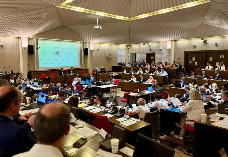 Le conseil métropolitain du 9 avril à Orléans a réélu Serge Grouard et installé le nouvel exécutif.