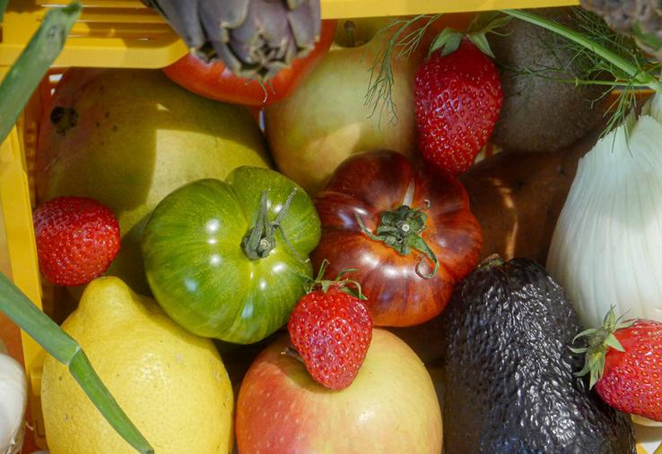De la production à la distribution, la filière fruits et légumes cherche à mieux valoriser ses produits sans saturer le consommateur d’informations en rayon.