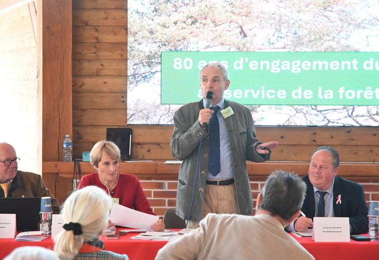 Vendredi 9 octobre, à Lamotte-Beuvron. Sous la présidence de Charles-Antoine de Vibraye, président depuis déjà vingt ans, le Syndicat des forestiers privés de Loir-et-Cher a fêté ses 80 ans lors de son assemblée générale.