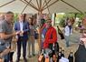 Cheverny, samedi 7 septembre. Marc Fesneau, ministre démissionnaire de l'Agriculture, est venu échanger avec les vignerons lors de la Fête des vendanges.