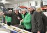 Le président de la Région, François Bonneau, a visité l'usine de fabrication de Chevilly. 