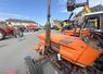 Samedi 24 mai, à Brou. Machines anciennes et récentes ont envahi la place de l'Hôtel-de-Ville pour l'opération Plus belle la campagne de Jeunes agriculteurs.