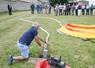 Le 23 juin, à Outrouville. C'est Jean-Michel Gouache qui a ouvert le robinet qui permet à l'eau de son forage de remplir la réserve des sapeurs-pompiers.