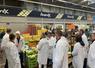 À Rungis, dans le secteur des fruits et légumes, plus de 370 entreprises sont représentées sur les 12 000 implantées sur ce marché géant.