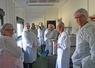 Gazeran (Yvelines), lundi 15 septembre. Une cinquantaine de personnes ont pu assister par petit groupe à une visite de l'atelier.
