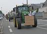 Vendredi 26 septembre, à Blois. Deux convois d'une dizaine de tracteurs chacun ont traversé les routes de la ville en opération escargot, avant de rejoindre la préfecture.