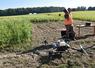 Gambais (Yvelines), mercredi 1er octobre. Guillaume Ripaux, technicien à la Ficif, a présenté le drone utilisé pour les semis à la volée.