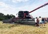 Présentée au champ en juillet dernier en Eure-et-Loir, l'AF10 de Case IH a suscité curiosité et intérêt. 
