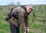Mardi 17 février, à Villiers-sur-Loire. Florent Jumert, viticulteur à la tête d'un vignoble de 12 hectares, a commencé la taille des vignes début janvier. Celle-ci devrait se terminer fin février. 