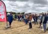 Jeudi 4 juin, à Ver-lès-Chartres. Les nouvelles solutions de désherbage présentées lors de cet Agricampus ont intéressé les adhérents de la Scael mais elles ne seront pas efficaces à 100 %.