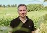 Thierry Merlet est le directeur général de l'entreprise Divin, qui propose des vins désalcoolisés.