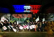 Lundi 18 novembre, à Blois. La FNSEA 41 et JA 41 réunis devant la préfecture lors de la mobilisation.